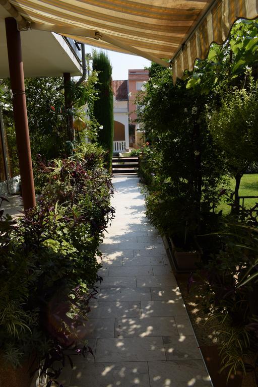 Rooms Vila Mautner Vodice Exterior foto