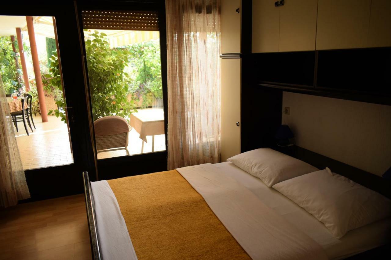 Rooms Vila Mautner Vodice Exterior foto
